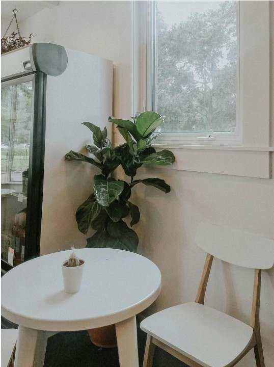 Foldable desk
